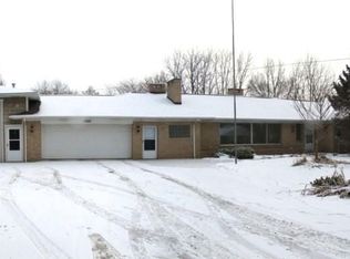 3807 Stonewall Rd, Jackson, MI 49203