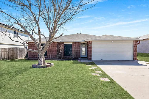 210 Mesquite Cir Photo 1