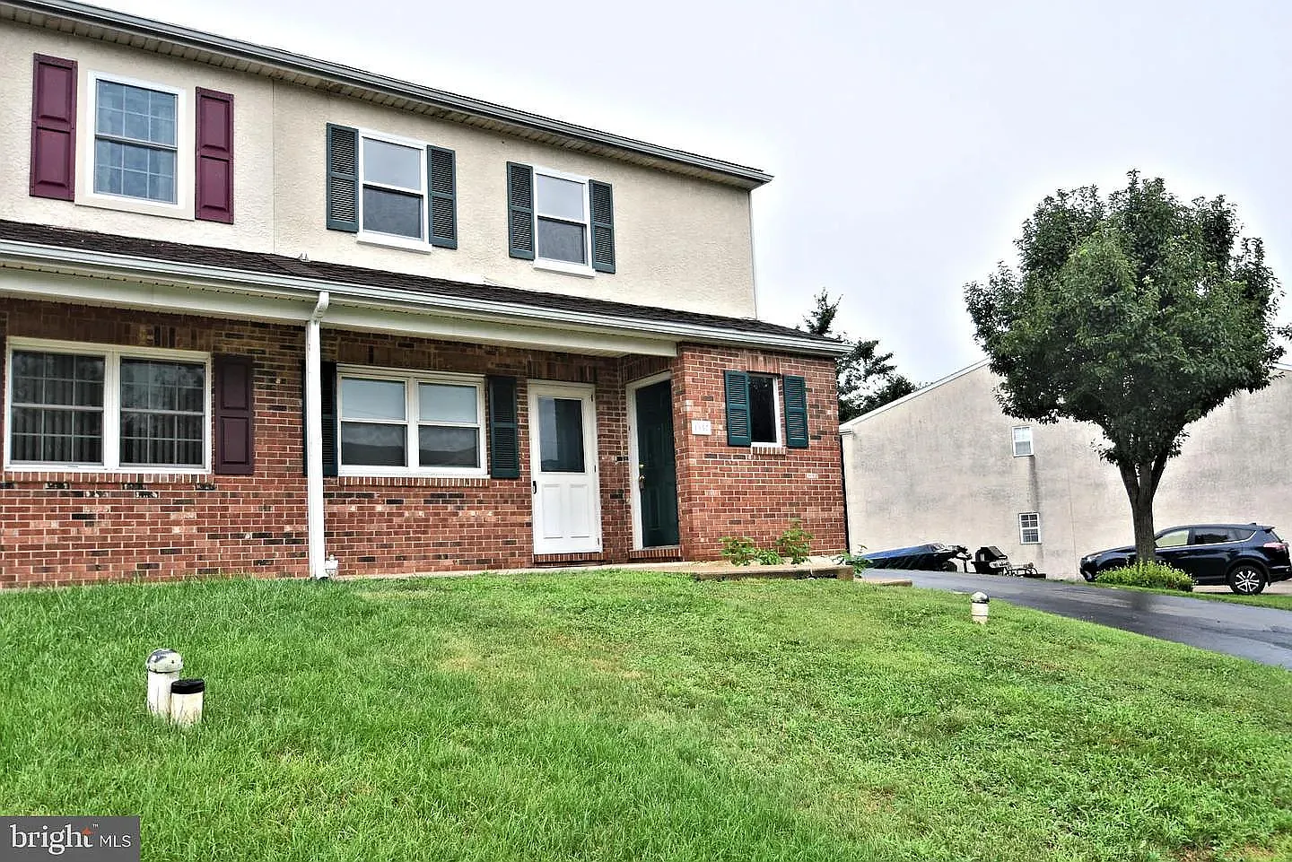 2 bed, 1012 sqft, $1,850 — Photo 3