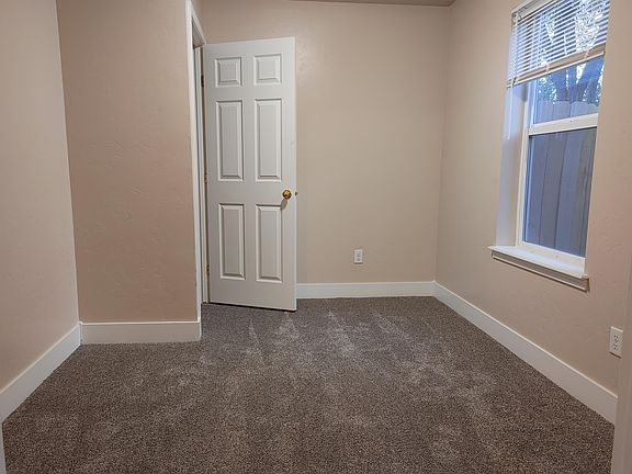 5th image of 1278 NE Two And A Half St Unit 1