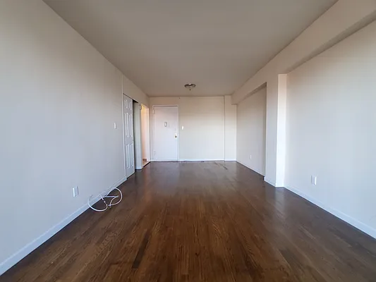 Rented by Made In NY Realty | media 9