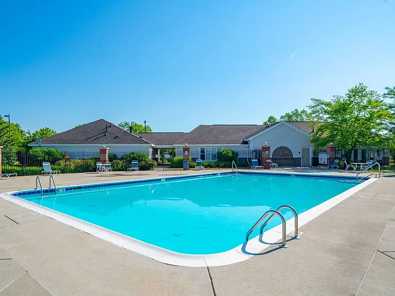 Pool at Heatherwood Apartments, Grand Blanc, Michigan