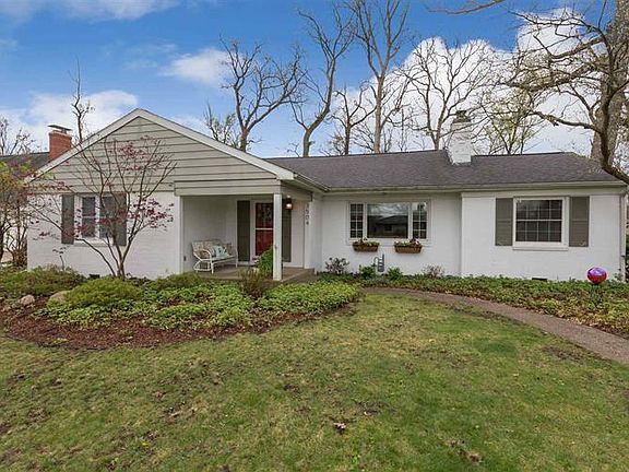 2nd image of 3504 Windingwood Dr