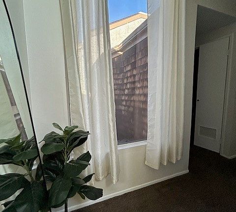 4th image of 950 W Lambert Rd Unit 4