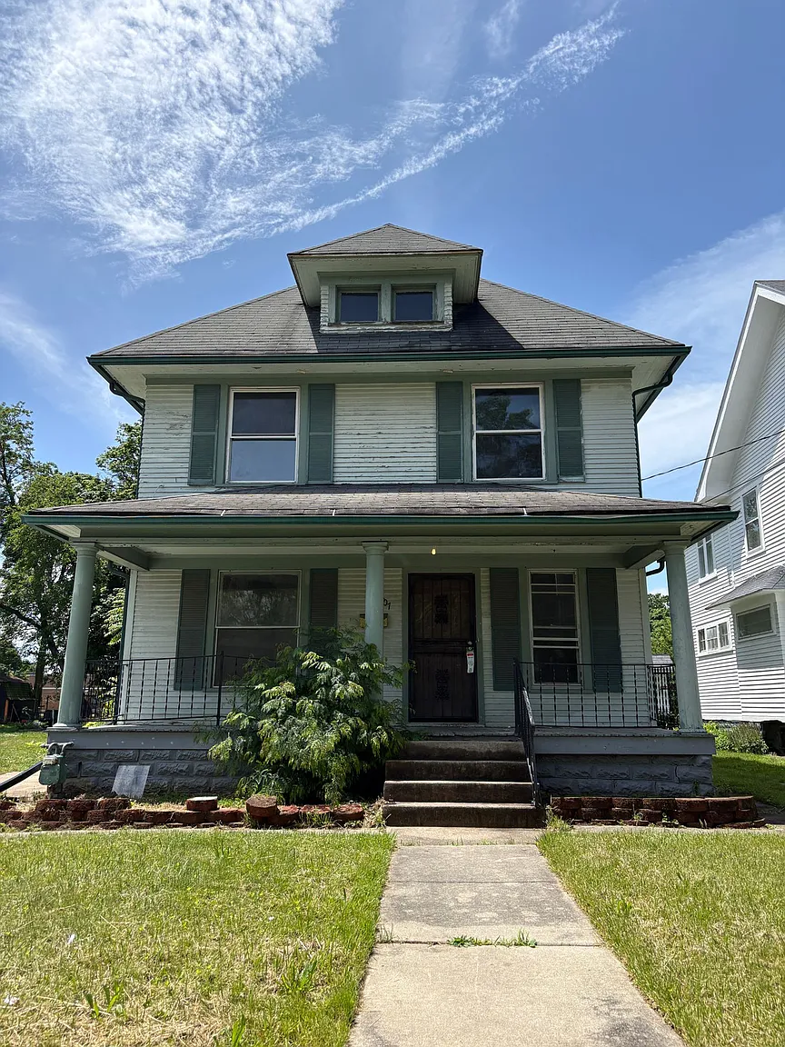 2907 Scottwood Ave photo 1