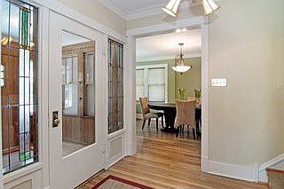 2nd image of 726 N Lombard Ave