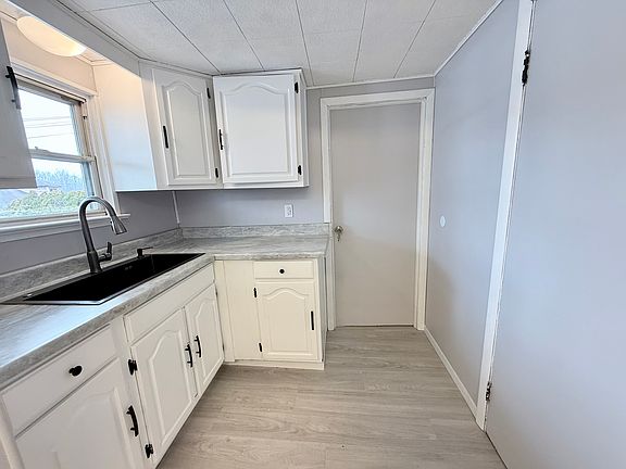 5th image of 45 Warner St #1