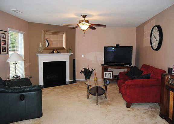 3rd image of 967 Sweetgum St
