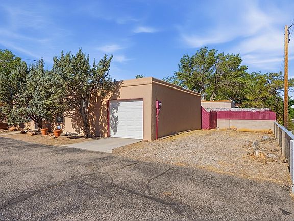 3rd image of 5108 Zuni Rd SE