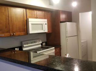 11145 SW 6th St APT 104, Hollywood, FL 33025