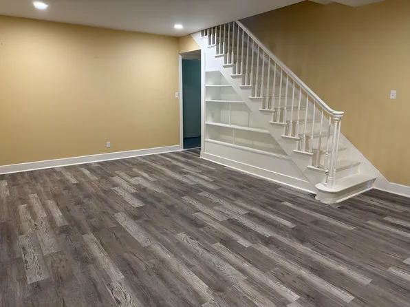 120 E 1st Ave #203, Derry, PA 15627