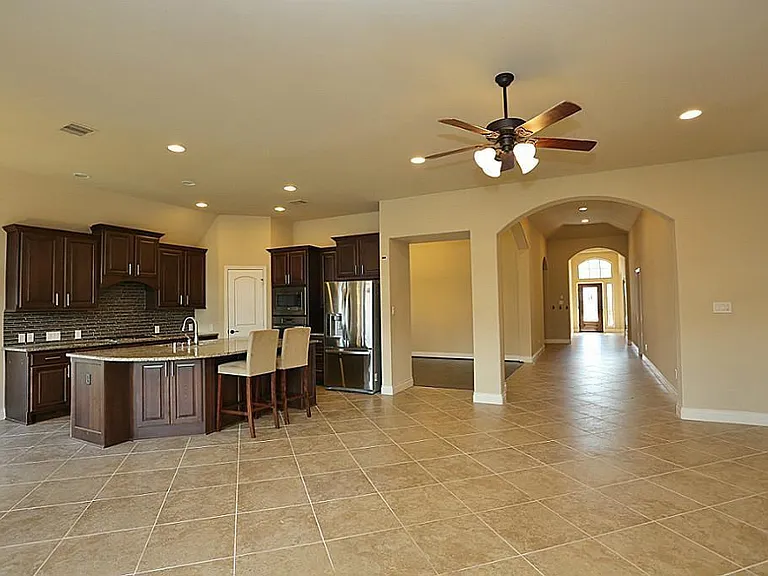 6707 Miller Shadow Ln — Photo 16