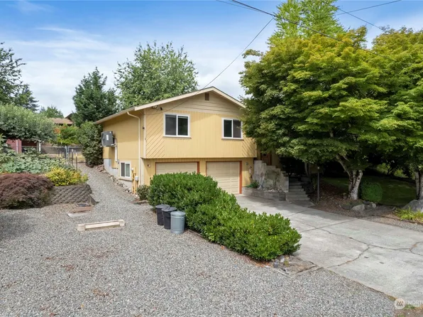 1704 106th Avenue Ct E, Edgewood, WA 98372