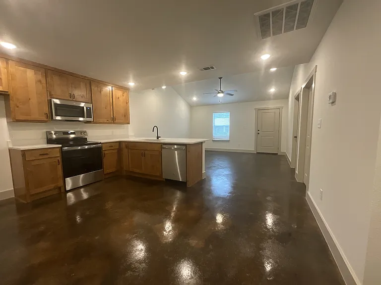 543 Bradburn Rd #100 — Photo 11