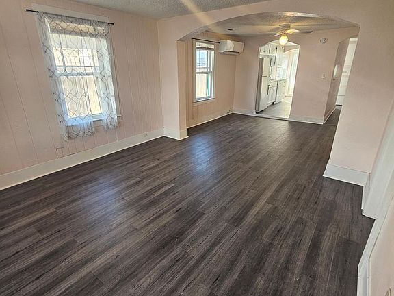 3rd image of 428 Berrydale Ave #A