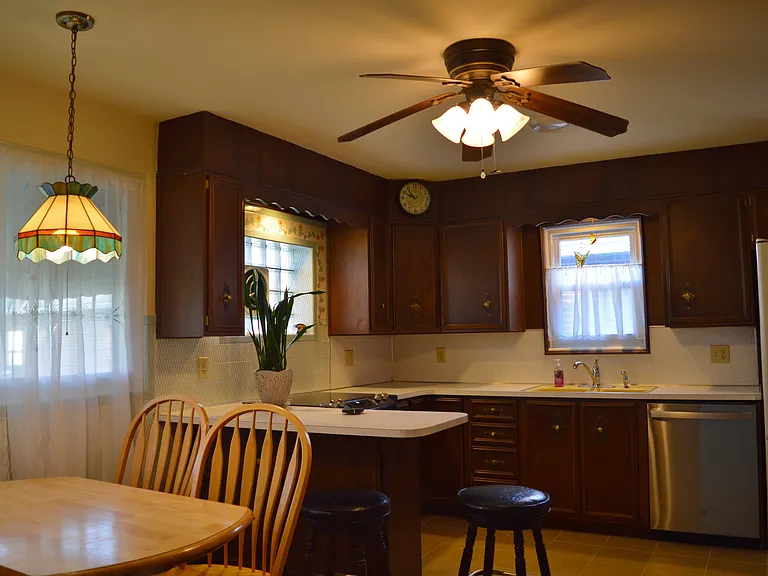 1200 Easton Rd — Photo 6