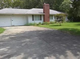 4311 SW 12th St, Topeka, KS 66604