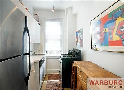 3rd image of 16 E 98th St APT 6A