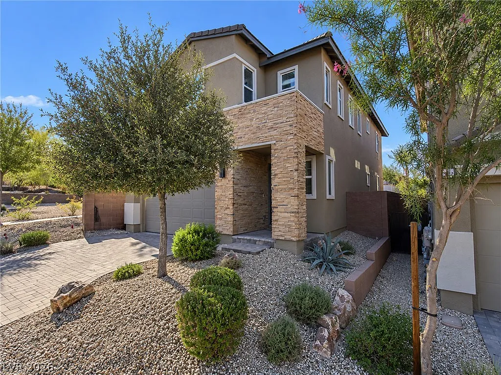 4 bed, 3.0 bath, 2158 sqft, $2,920 — Photo 4