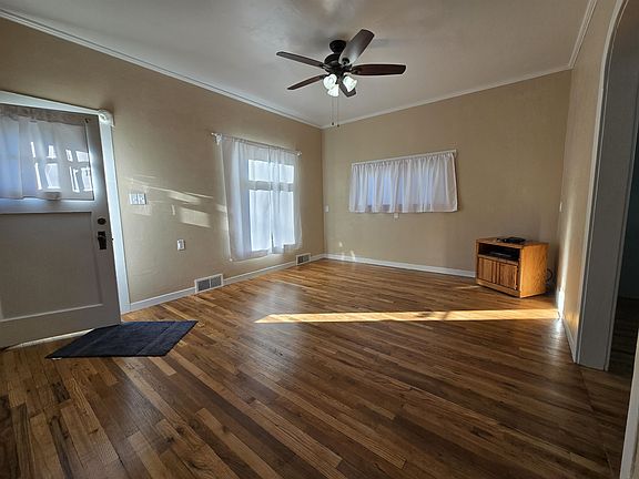 4th image of 163 S Bernard St