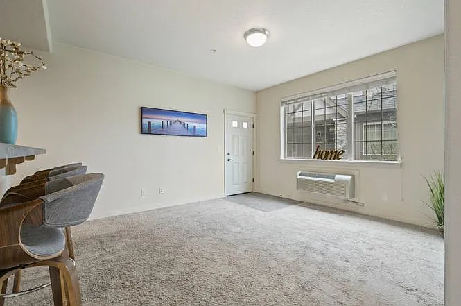 7907 NE Rockne Way — Photo 12