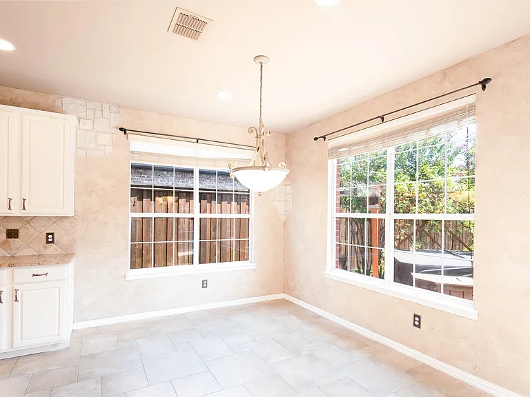 3808 Hunters Trl — Photo 12