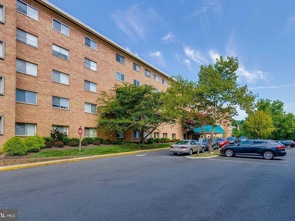 1st image of 750 S Dickerson St APT 402