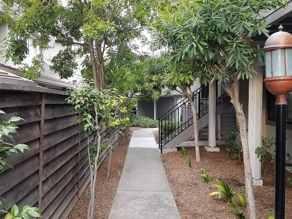 1st image of 6901 Chantel Ct