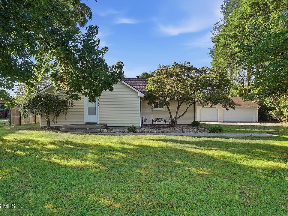1st image of 1543 Travis Dr