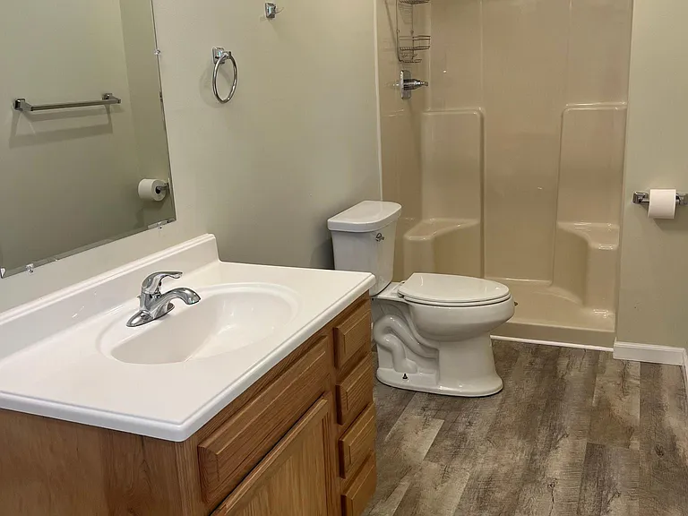 571 Ridgefield Rd — Photo 9