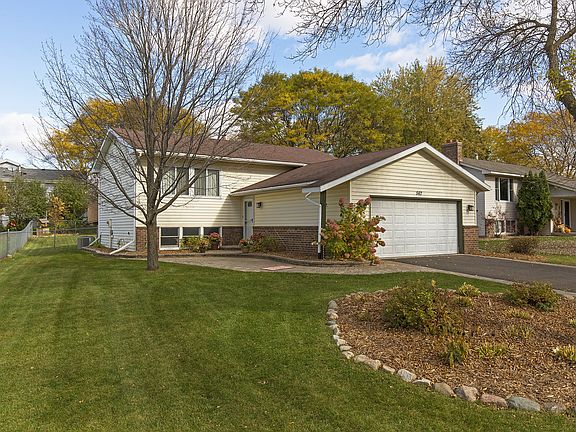 5th image of 567 Westfield Ln