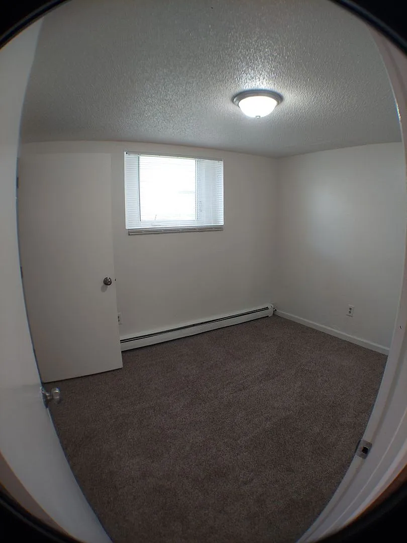 8020 Boundary Ave — Photo 3