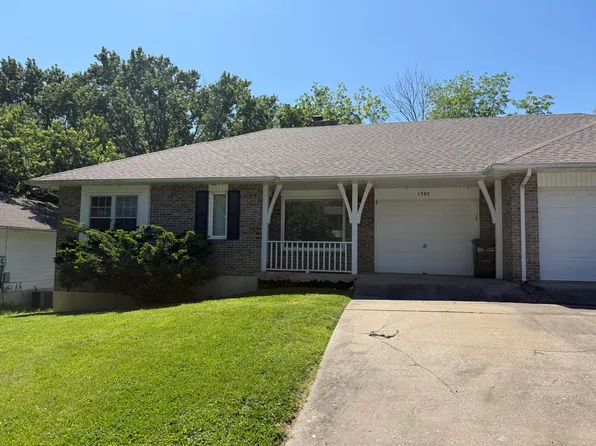 1307 W Lexington Cir, Columbia, MO 65203