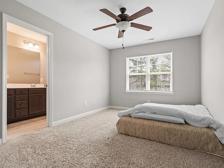 204 Alexa Pl — Photo 16