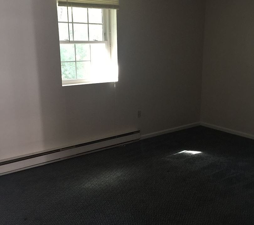 2nd image of 111 Belltown Rd APT 32