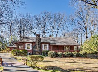 621 Mountain Rd, Asheboro, NC 27205