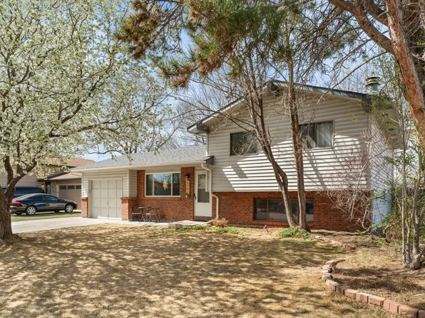 3301 Camelot Dr, Fort Collins, CO 80525