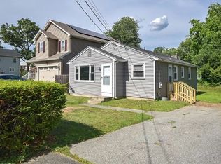 25 Gladstone St, Springfield, MA 01109