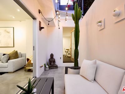 909 Grant St APT 2, Santa Monica, CA, 90405