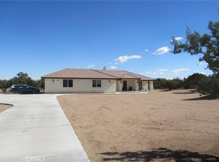 7985 Lassen Rd, Oak Hills, CA 92344