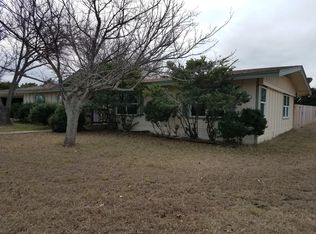 511 Powell Dr, Leander, TX 78641