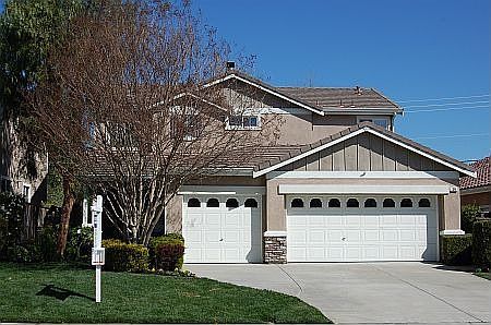 1st image of 39 Lily Ct