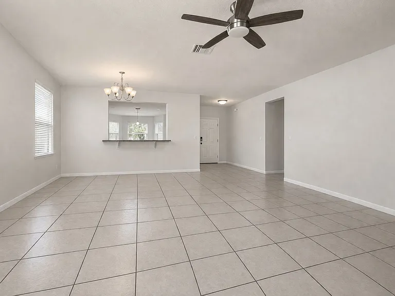 6018 Fallglow Ln — Photo 7
