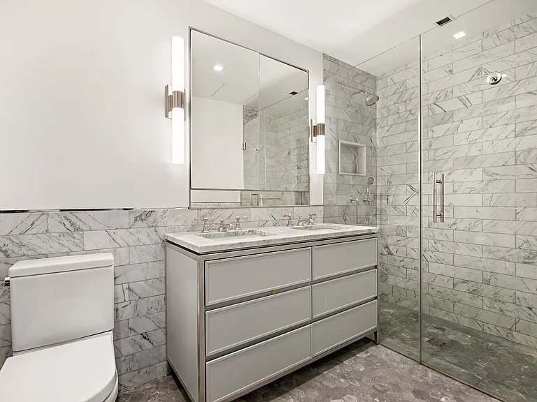 350 W 71st St #6A — Photo 6