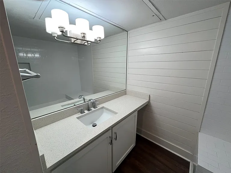 7640 W Greenway Blvd #2C — Photo 9