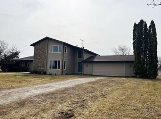 W8043 Birch Rd, Beaver Dam, WI 53916