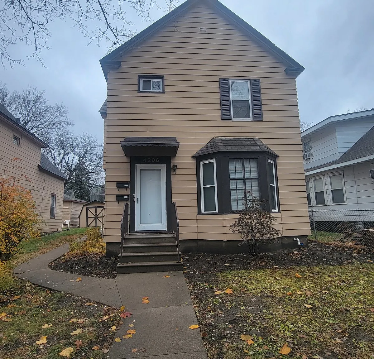 2 bed, 1.0 bath, 1000 sqft, $1,399 — Photo 1