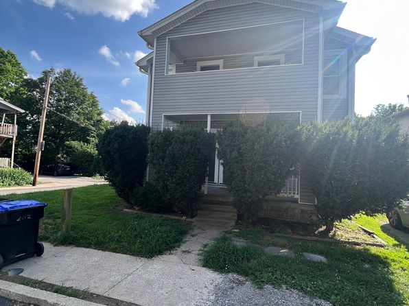 202 Linden Ln #2