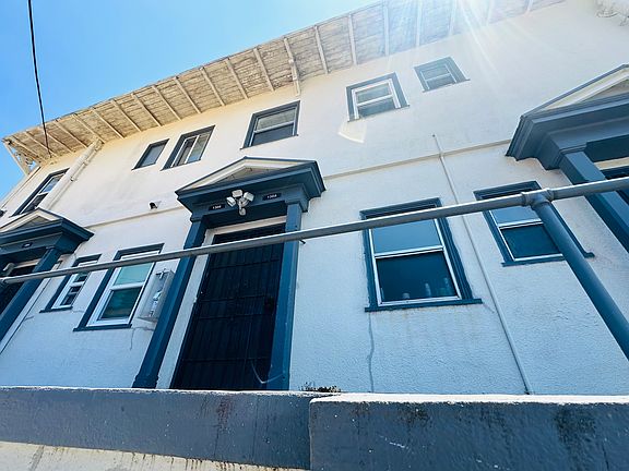2nd image of 1362 E 27th St #1366