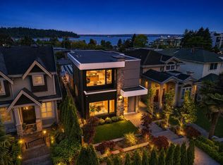 1236 Duchess Ave, West Vancouver, BC V7T1H4